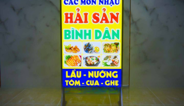 Lý Do Khiến Bạn Nên Lựa Chọn Bảng Hiệu Đứng Cho Quảng Cáo