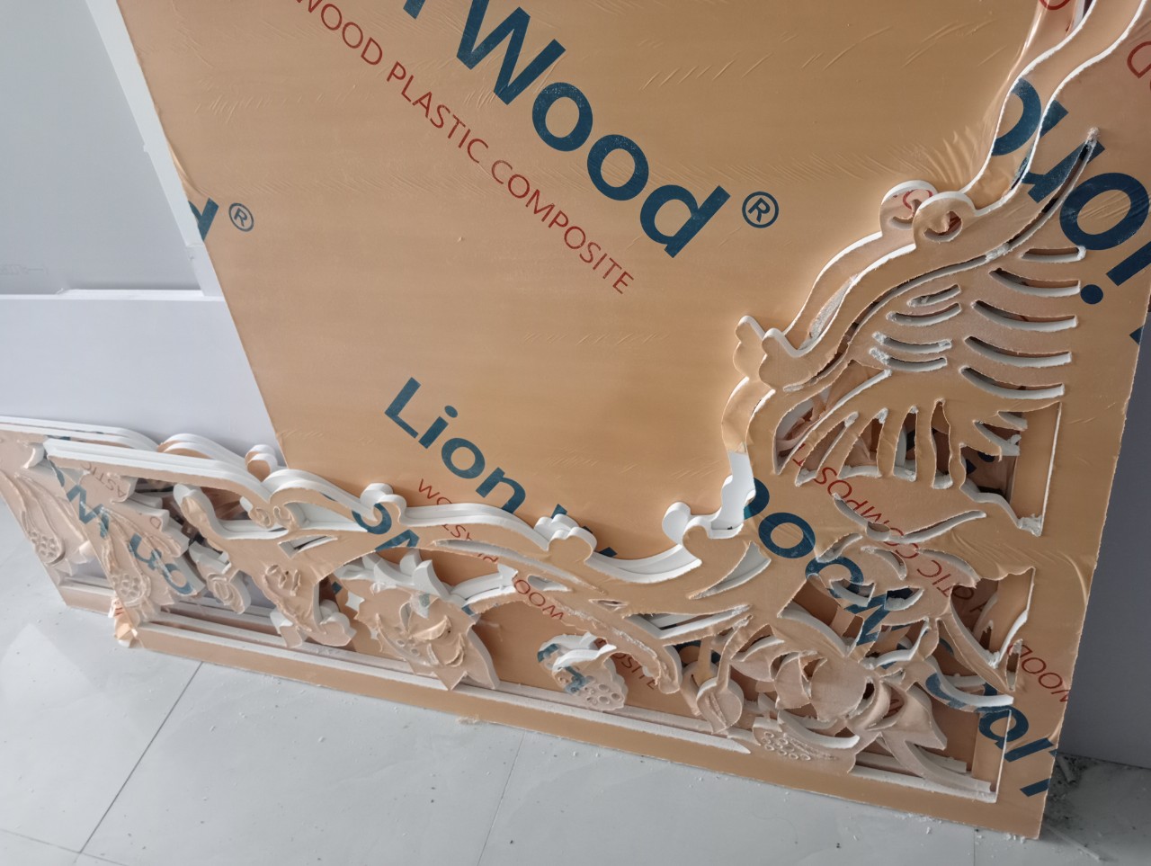 CNC hoa văn ván nhựa, cnc vách ngăn ván nhựa